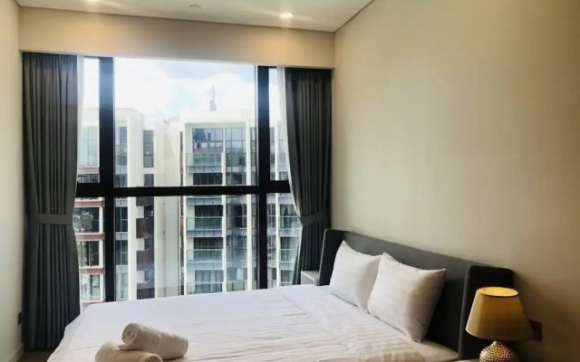 DongDong Apartment The Metropole