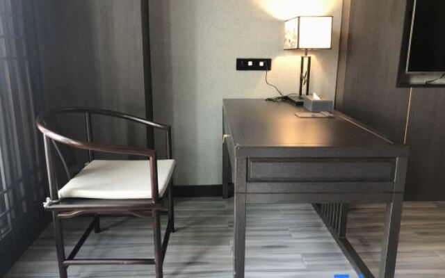 Shaoxing Guanyue entertainment Club