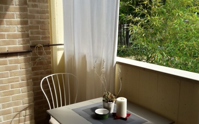 Bed and Breakfast Bric & Brac