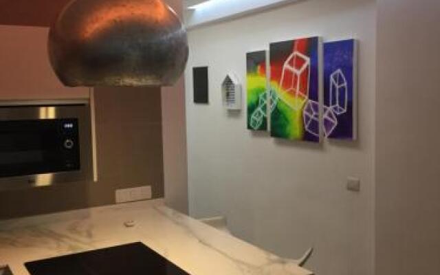 Premium Apartment Yumbo WIFI A/C
