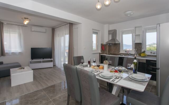 Villa Honey