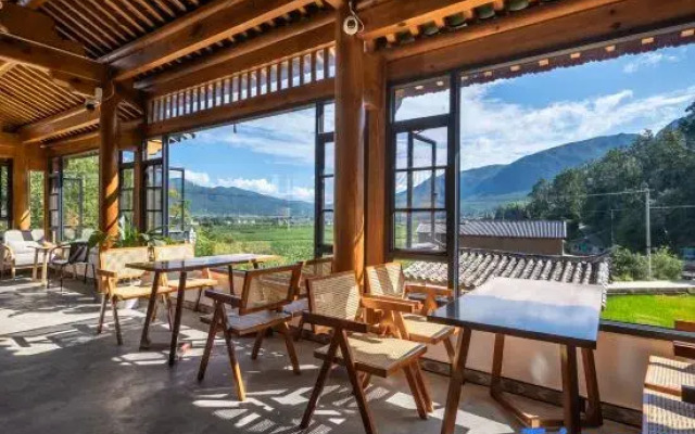 Shaxi Village Entrance Post Station