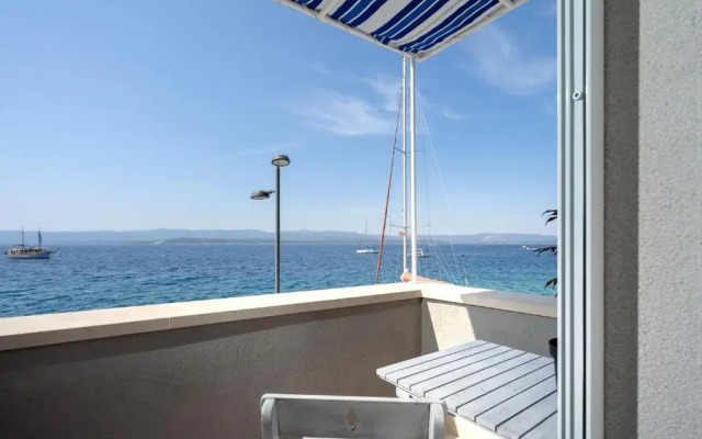 Exclusive Boutique Seaside Suites