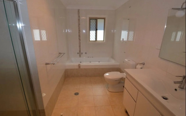 Antlers – Bathroom – Jindabyne