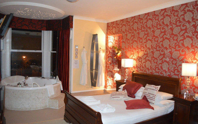 Beaufort Hotel