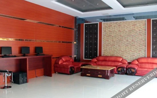 Milan Holiday Hotel