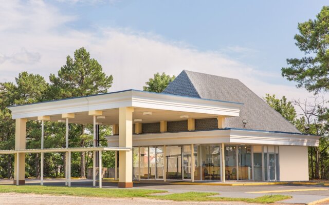 Travelodge Fredericksburg South