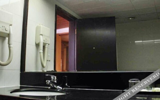 Xinle Zongfan Hotel（Qingyuan Gulongxia Branch）