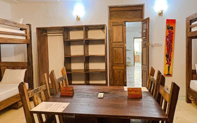 Shoki Shoki Hostel Stone Town