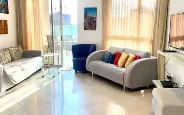 Sunny 3BR Apartment Golf Residence
