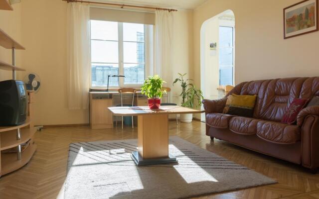 Gonsiori 3 City Center Apartment