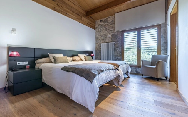 Mas Vidal Santes Creus