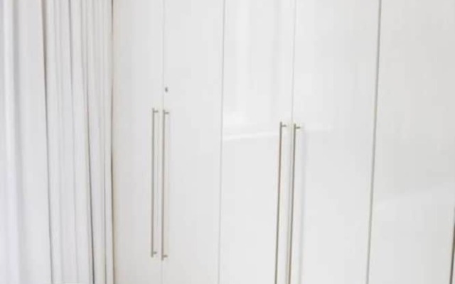 2 Bedroom Apartment Near Sea Point