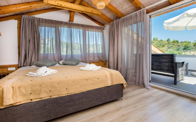 Rodon House Aparthotel