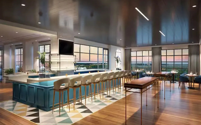 DoubleTree by Hilton Clarksville Riverview