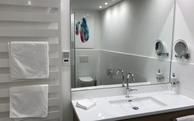 WESTSIDE Hotel Garni