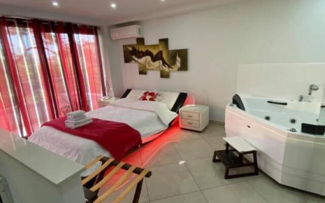 Mesogios House Suites