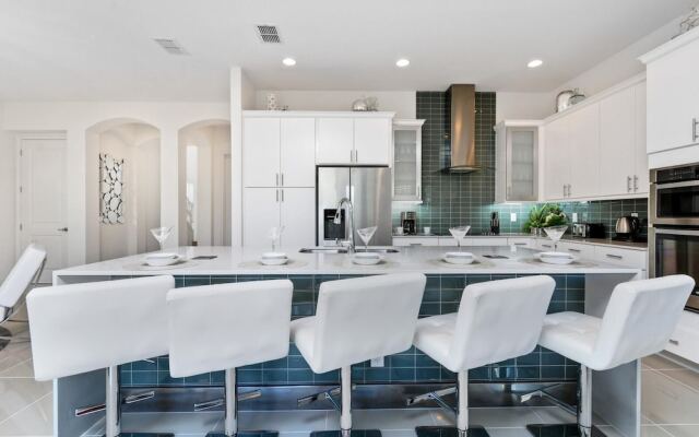 Rvh_507r Contempo Landing 6 Bedroom Home