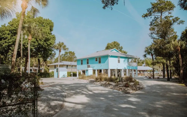 Serene Steinhatchee River Home w/ Boat Dock