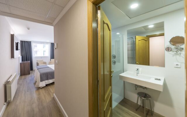 Rosaleda Del Mijares