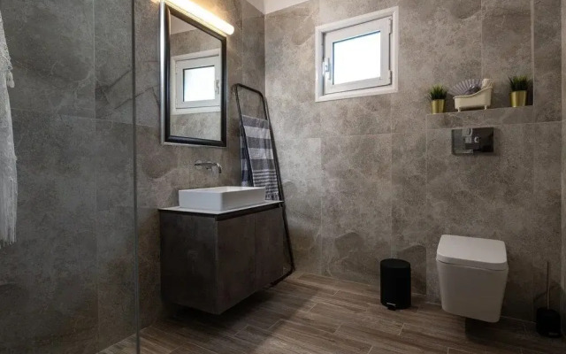 Olenia Luxury Apartments