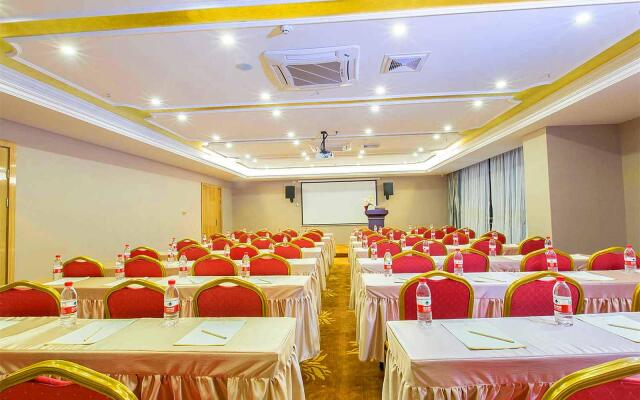 Vienna Hotel Guangdong Dongguan East Bus Station