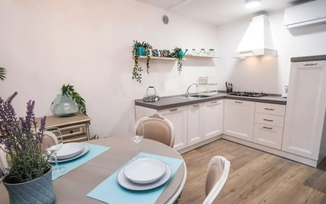 Romantic Benaco Sal - App 02