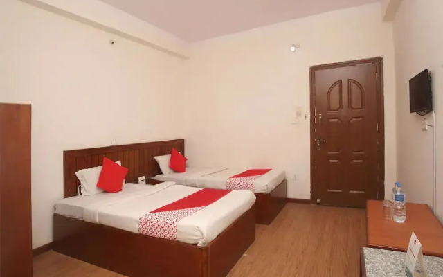 OYO 754 Hotel Gauri Shankar