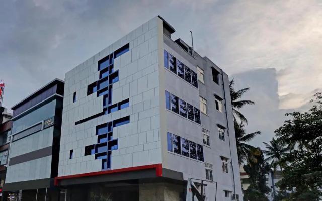 Shiva Shakthi Inn by OYO Rooms