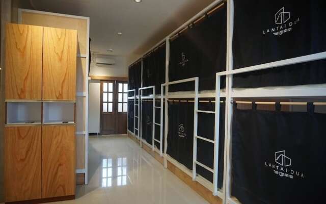 Lantai Dua Jogja - Hostel