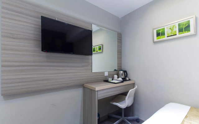 Hotel 99 - Kelana Jaya