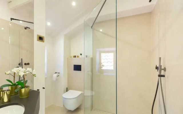 Old Town House With Lush Private Garden