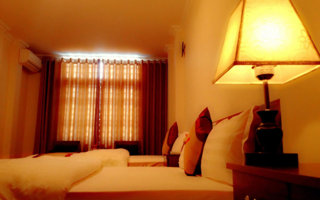 Avalon Hotel