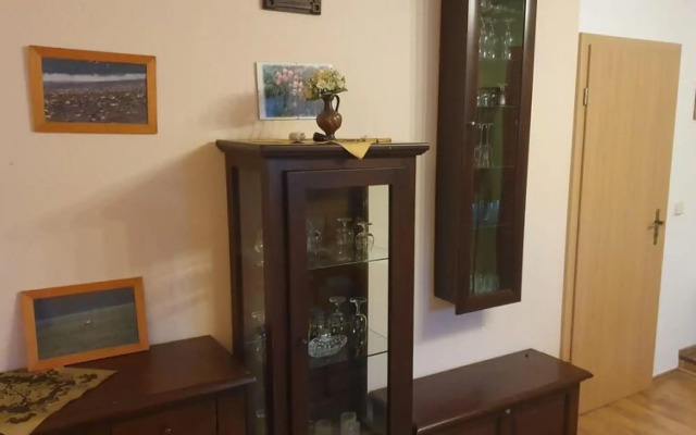 Apartment in Luckaitztal-gossda With Parking Space