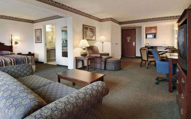 Best Western Plus McAllen Airport Hotel