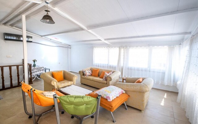 Lovely House Near Beach With Backyard in Fethiye