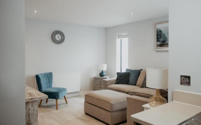 2 The Mews, Upper Bath Street