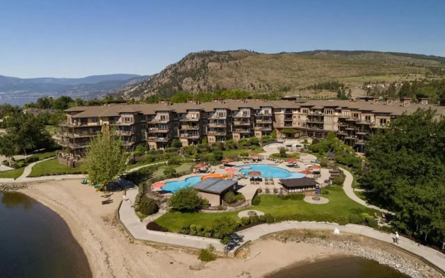 The Cove Lakeside Resort