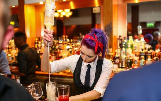 Royal Exeter Hotel