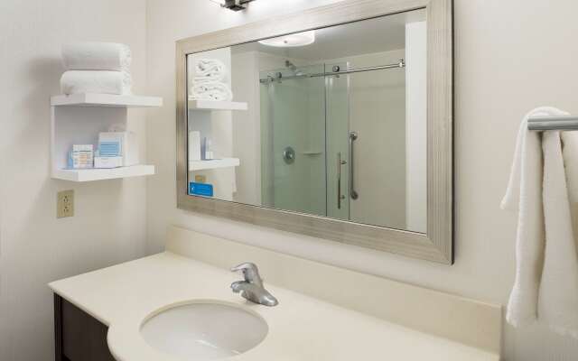 Hampton Inn & Suites by Hilton Halifax - Dartmouth