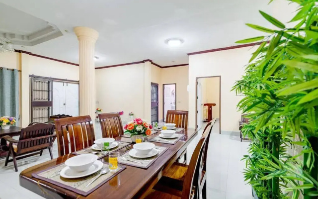 Bangsaphan Paradise Blue House 230 m. to the beach