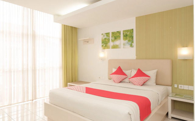 Ebizz Hotel