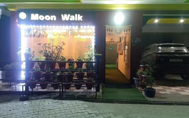 Moon Walk Residency