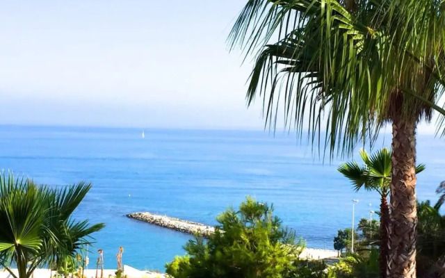 Apartamento El Coloso great location