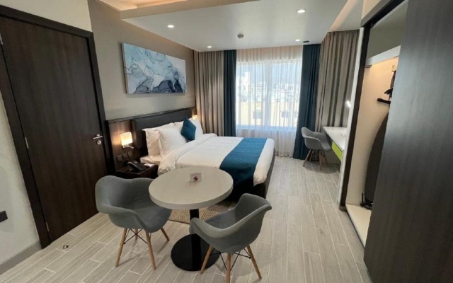 Hotel Citadines Al Ghubrah Muscat