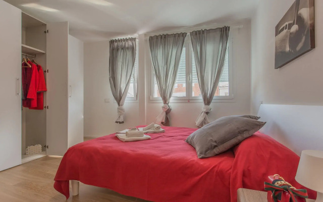 Santa Sofia Apartments