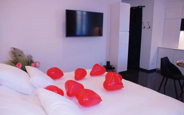 Le Vénus - Appartement SPA Privatif Balnéo Sauna