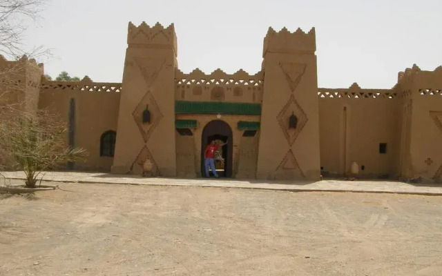 Chez Tihri