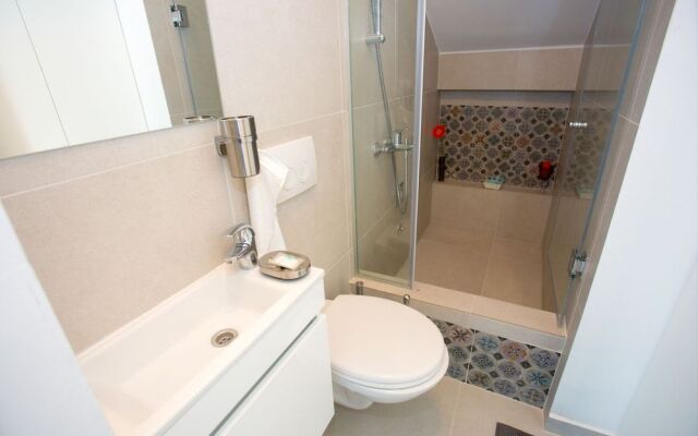 Studio Apartment Laganini