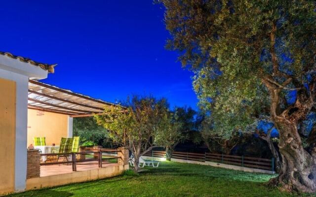 Ilyessa Cottages